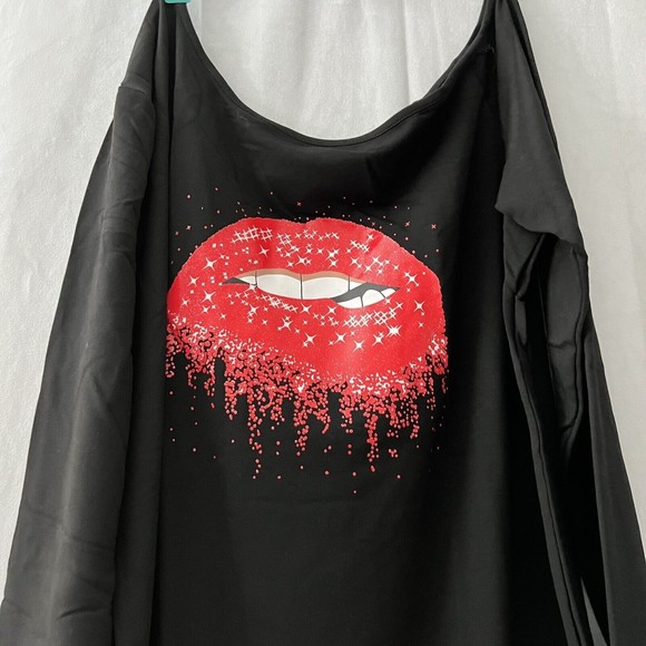 Magicmk Women's Black Long Sleeve Blouse 4XL Red Lips Printed Round Neck - Picture 7 of 7